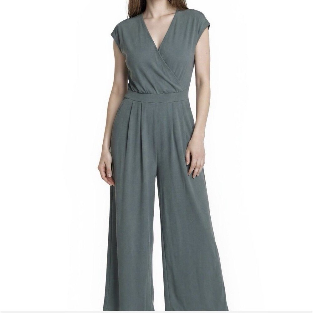 Halara XL V-Neck Wrap Look Cap Sleeve Pockets Wide Leg Flowy Jumpsuit